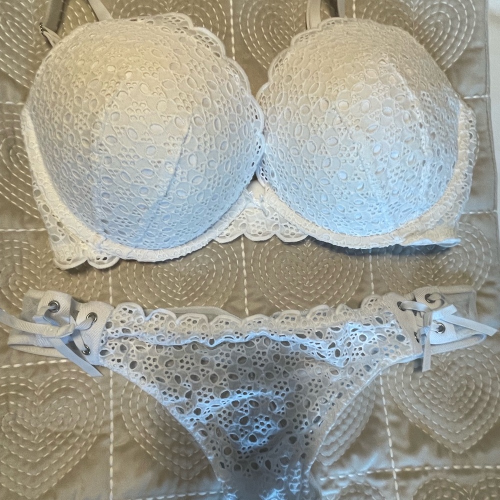 Victoria's Secret White Lace Bra and Panty Set